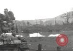 Immagine di Soldati statunitensi Birresborn Germania, 1945, secondo 14 filmato di repertorio 65675062313