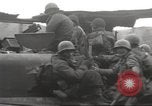 Immagine di Soldati statunitensi Birresborn Germania, 1945, secondo 26 filmato di repertorio 65675062313