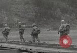 Immagine di Soldati statunitensi Birresborn Germania, 1945, secondo 14 filmato di repertorio 65675062314