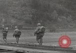Immagine di Soldati statunitensi Birresborn Germania, 1945, secondo 18 filmato di repertorio 65675062314