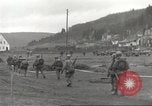 Immagine di Soldati statunitensi Birresborn Germania, 1945, secondo 25 filmato di repertorio 65675062314