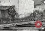 Immagine di Soldati statunitensi Birresborn Germania, 1945, secondo 45 filmato di repertorio 65675062314