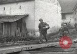 Immagine di Soldati statunitensi Birresborn Germania, 1945, secondo 48 filmato di repertorio 65675062314