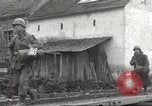 Immagine di Soldati statunitensi Birresborn Germania, 1945, secondo 52 filmato di repertorio 65675062314