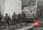 Immagine di Soldati statunitensi Birresborn Germania, 1945, secondo 24 filmato di repertorio 65675062315