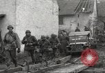 Immagine di Soldati statunitensi Birresborn Germania, 1945, secondo 27 filmato di repertorio 65675062315