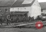 Immagine di Soldati statunitensi Birresborn Germania, 1945, secondo 38 filmato di repertorio 65675062315