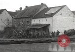 Immagine di Soldati statunitensi Birresborn Germania, 1945, secondo 57 filmato di repertorio 65675062315