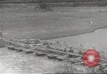 Standbild USA Soldaten Birresborn Deutschland, 1945, aus Sekunde 18 historischem Filmmaterial Videoclip 65675062316