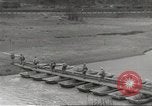 Standbild USA Soldaten Birresborn Deutschland, 1945, aus Sekunde 24 historischem Filmmaterial Videoclip 65675062316