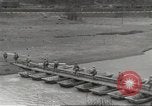 Standbild USA Soldaten Birresborn Deutschland, 1945, aus Sekunde 25 historischem Filmmaterial Videoclip 65675062316