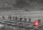 Standbild USA Soldaten Birresborn Deutschland, 1945, aus Sekunde 29 historischem Filmmaterial Videoclip 65675062316