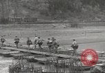 Standbild USA Soldaten Birresborn Deutschland, 1945, aus Sekunde 32 historischem Filmmaterial Videoclip 65675062316