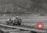 Standbild USA Soldaten Birresborn Deutschland, 1945, aus Sekunde 46 historischem Filmmaterial Videoclip 65675062316
