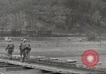 Standbild USA Soldaten Birresborn Deutschland, 1945, aus Sekunde 54 historischem Filmmaterial Videoclip 65675062316
