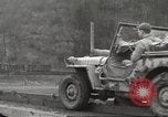 Standbild USA Soldaten Birresborn Deutschland, 1945, aus Sekunde 57 historischem Filmmaterial Videoclip 65675062316
