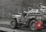 Standbild USA Soldaten Birresborn Deutschland, 1945, aus Sekunde 58 historischem Filmmaterial Videoclip 65675062316