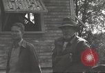 Immagine di Gli americani liberato dalla prigione giapponese arriva all'ospedale Guimba Nueva Ecija Filippine, 1945, secondo 21 filmato di repertorio 65675062321