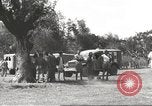 Immagine di Gli americani liberato dalla prigione giapponese arriva all'ospedale Guimba Nueva Ecija Filippine, 1945, secondo 34 filmato di repertorio 65675062321