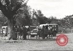 Immagine di Gli americani liberato dalla prigione giapponese arriva all'ospedale Guimba Nueva Ecija Filippine, 1945, secondo 36 filmato di repertorio 65675062321