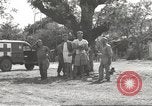Immagine di Gli americani liberato dalla prigione giapponese arriva all'ospedale Guimba Nueva Ecija Filippine, 1945, secondo 38 filmato di repertorio 65675062321