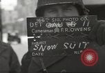 Standbild USA Soldaten Thionville Frankreich, 1945, aus Sekunde 12 historischem Filmmaterial Videoclip 65675062326
