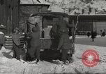 Standbild USA Soldaten Thionville Frankreich, 1945, aus Sekunde 25 historischem Filmmaterial Videoclip 65675062326