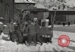 Standbild USA Soldaten Thionville Frankreich, 1945, aus Sekunde 29 historischem Filmmaterial Videoclip 65675062326