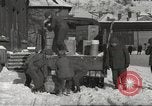 Standbild USA Soldaten Thionville Frankreich, 1945, aus Sekunde 33 historischem Filmmaterial Videoclip 65675062326