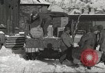 Standbild USA Soldaten Thionville Frankreich, 1945, aus Sekunde 37 historischem Filmmaterial Videoclip 65675062326