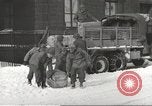 Standbild USA Soldaten Thionville Frankreich, 1945, aus Sekunde 41 historischem Filmmaterial Videoclip 65675062326