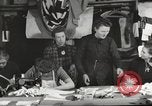 Immagine di Il francese operatori della Croce Rossa Thionville Francia, 1945, secondo 22 filmato di repertorio 65675062327