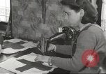 Immagine di Il francese operatori della Croce Rossa Thionville Francia, 1945, secondo 58 filmato di repertorio 65675062327