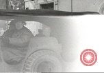 Standbild USA Offiziere Thionville Frankreich, 1945, aus Sekunde 18 historischem Filmmaterial Videoclip 65675062328