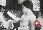 Immagine di Civili e studenti filippini Filippine, 1940, secondo 43 filmato di repertorio 65675062334