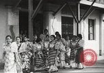 Image les femmes philippines Philippines, 1940, de la seconde 27 séquences d'archives historiques vidéo 65675062337