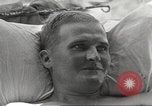 Standbild amerikanischen Kriegsgefangenen Philippinen, 1945, aus Sekunde 9 historischem Filmmaterial Videoclip 65675062343
