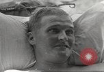 Standbild amerikanischen Kriegsgefangenen Philippinen, 1945, aus Sekunde 20 historischem Filmmaterial Videoclip 65675062343