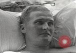 Standbild amerikanischen Kriegsgefangenen Philippinen, 1945, aus Sekunde 25 historischem Filmmaterial Videoclip 65675062343