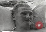 Standbild amerikanischen Kriegsgefangenen Philippinen, 1945, aus Sekunde 26 historischem Filmmaterial Videoclip 65675062343