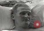 Standbild amerikanischen Kriegsgefangenen Philippinen, 1945, aus Sekunde 29 historischem Filmmaterial Videoclip 65675062343