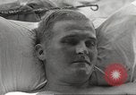 Standbild amerikanischen Kriegsgefangenen Philippinen, 1945, aus Sekunde 30 historischem Filmmaterial Videoclip 65675062343