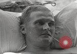 Standbild amerikanischen Kriegsgefangenen Philippinen, 1945, aus Sekunde 32 historischem Filmmaterial Videoclip 65675062343