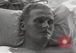 Standbild amerikanischen Kriegsgefangenen Philippinen, 1945, aus Sekunde 38 historischem Filmmaterial Videoclip 65675062343