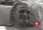 Standbild amerikanischen Kriegsgefangenen Philippinen, 1945, aus Sekunde 50 historischem Filmmaterial Videoclip 65675062343