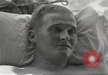 Standbild amerikanischen Kriegsgefangenen Philippinen, 1945, aus Sekunde 60 historischem Filmmaterial Videoclip 65675062343