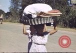 Immagine di Civili filippini Manila Filippine, 1945, secondo 20 filmato di repertorio 65675062348