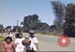 Immagine di Civili filippini Manila Filippine, 1945, secondo 26 filmato di repertorio 65675062348