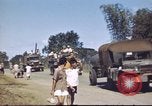 Immagine di Civili filippini Manila Filippine, 1945, secondo 49 filmato di repertorio 65675062348