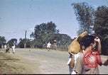 Immagine di Civili filippini Manila Filippine, 1945, secondo 55 filmato di repertorio 65675062348